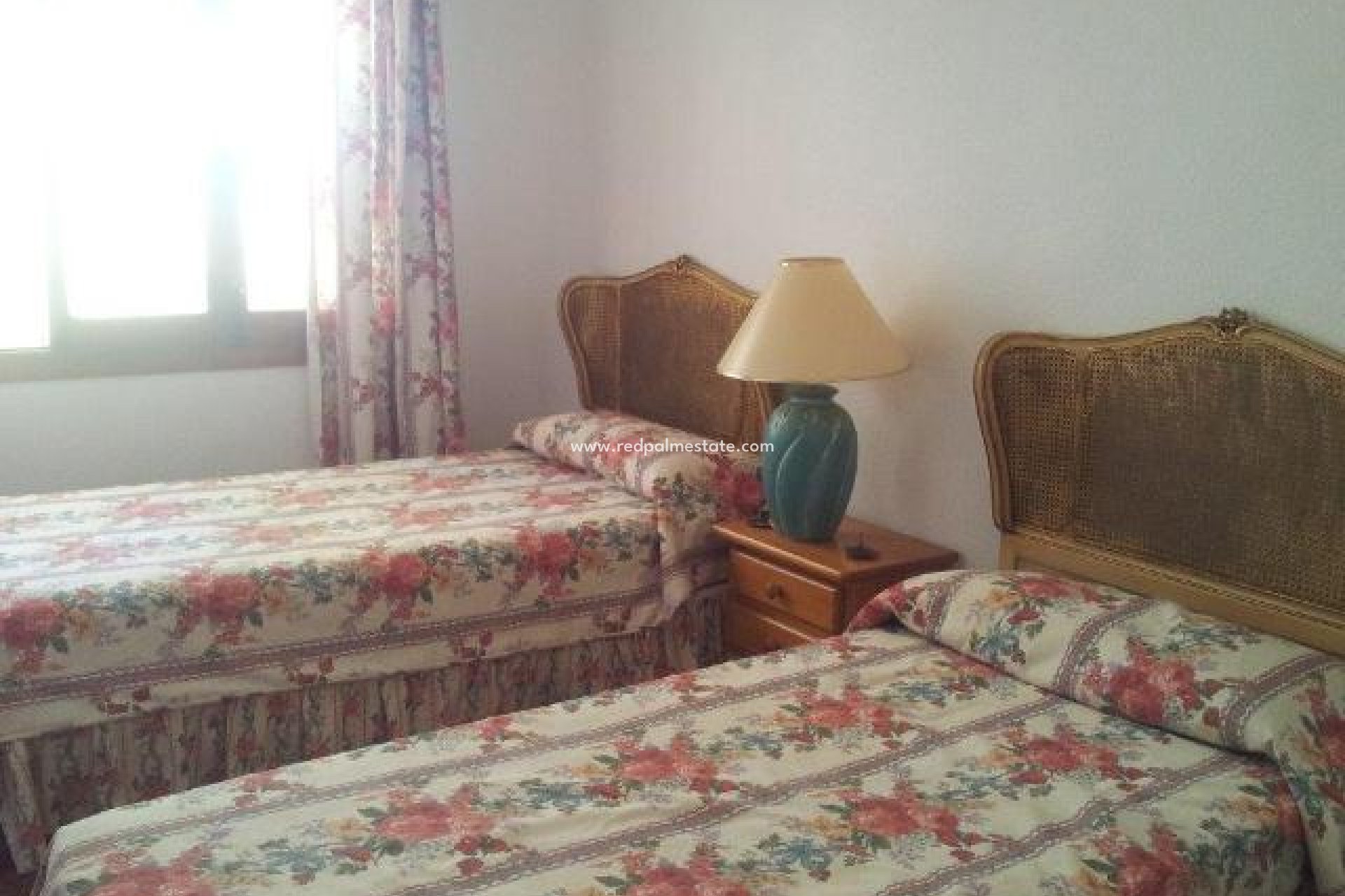 Återförsäljning - Villa -
Orihuela Costa - Campoamor