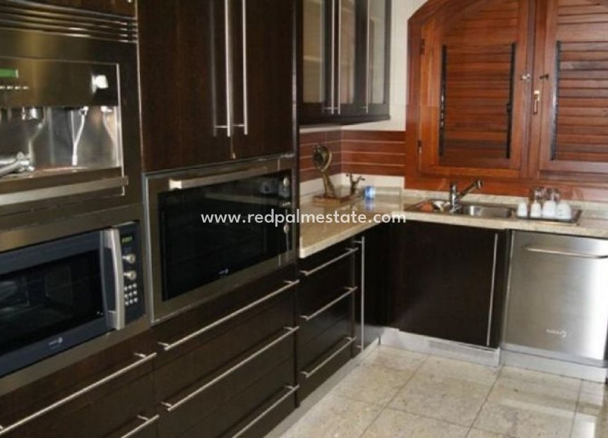 Återförsäljning - Villa -
Orihuela Costa - Campoamor