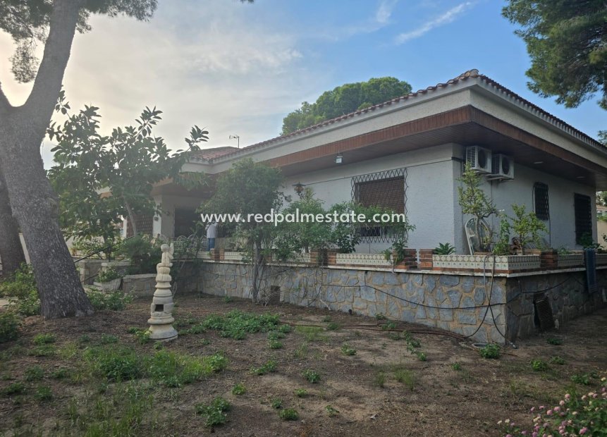 Återförsäljning - Villa -
Orihuela Costa - Campoamor