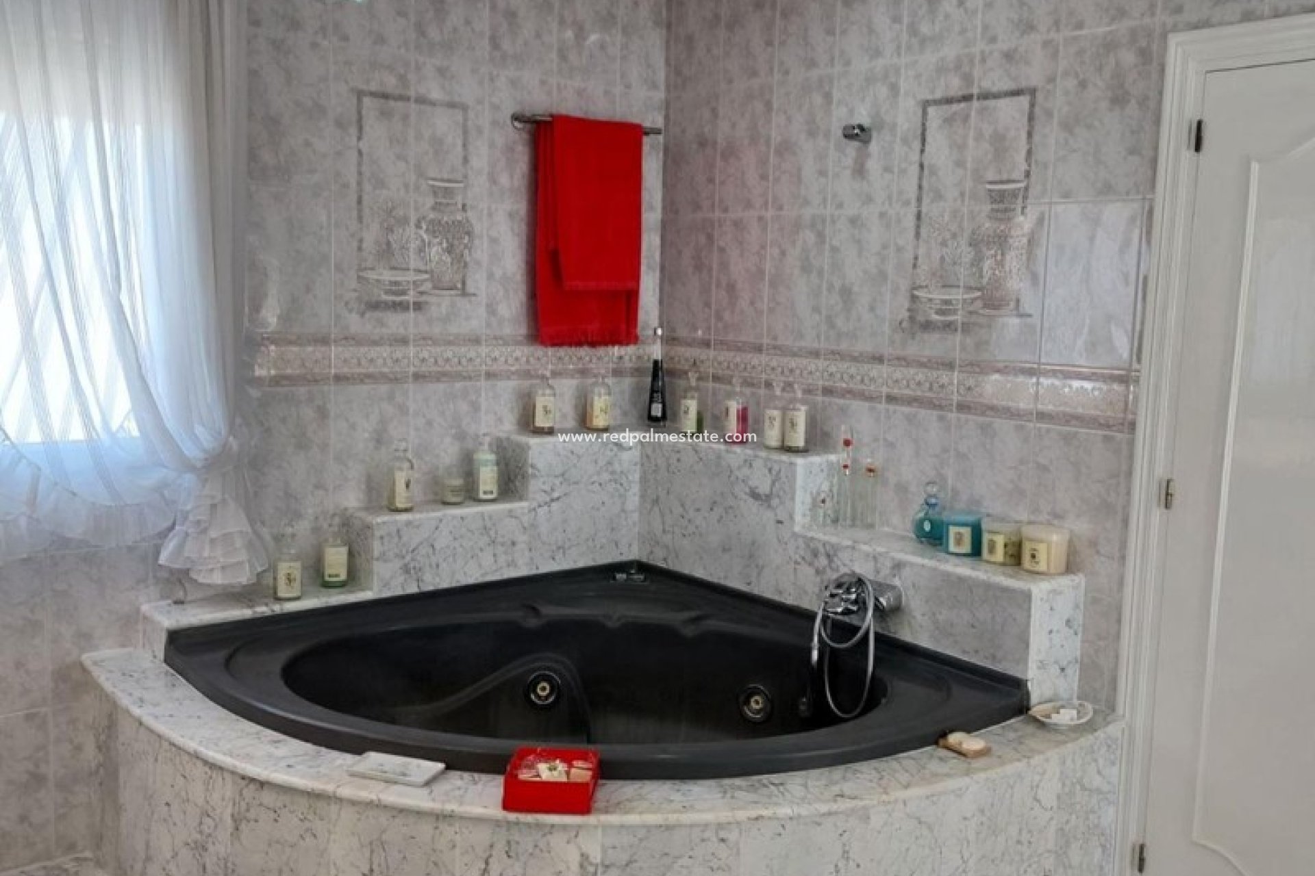 Återförsäljning - Villa -
Orihuela Costa - Campoamor