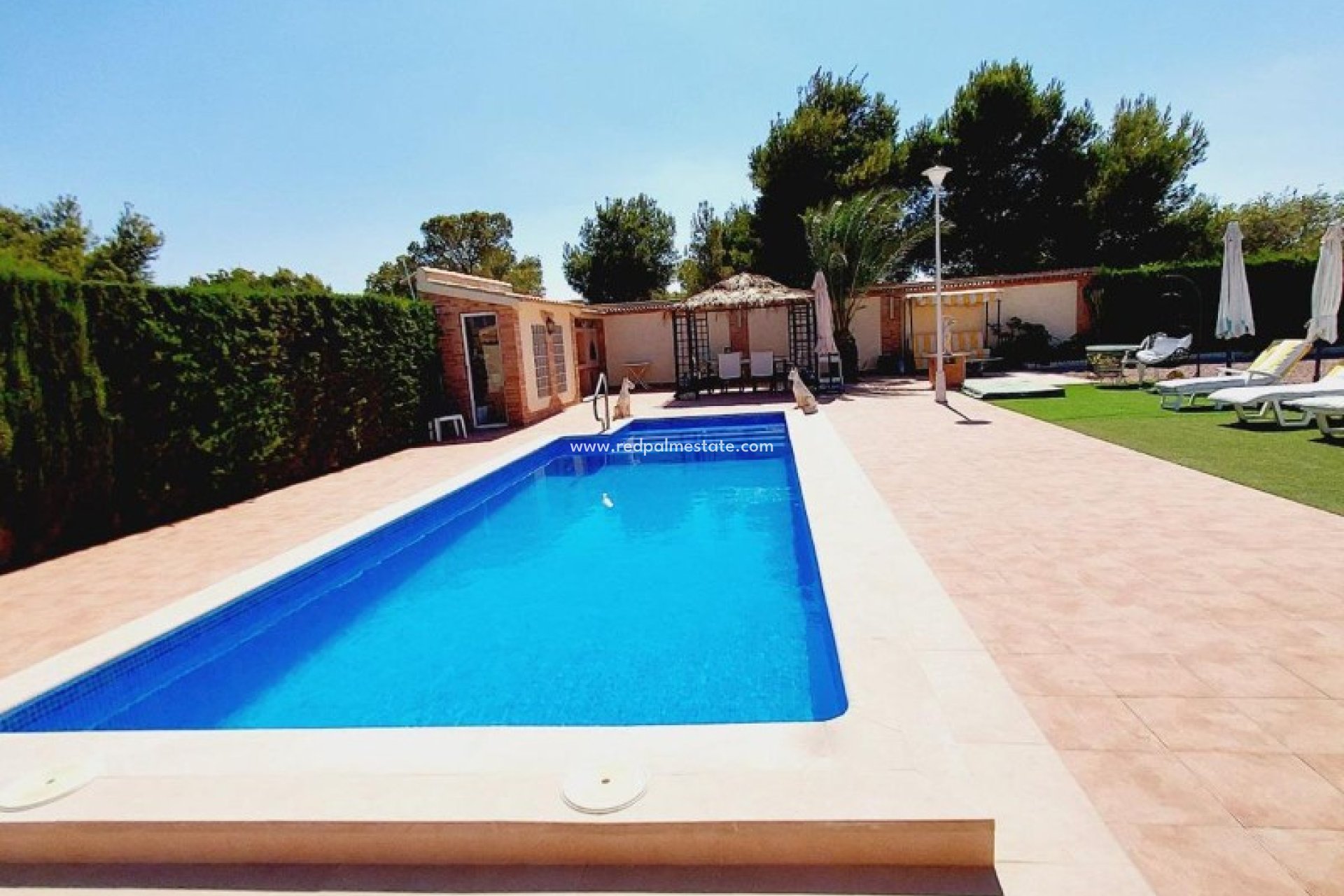 Återförsäljning - Villa -
Orihuela Costa - Campoamor