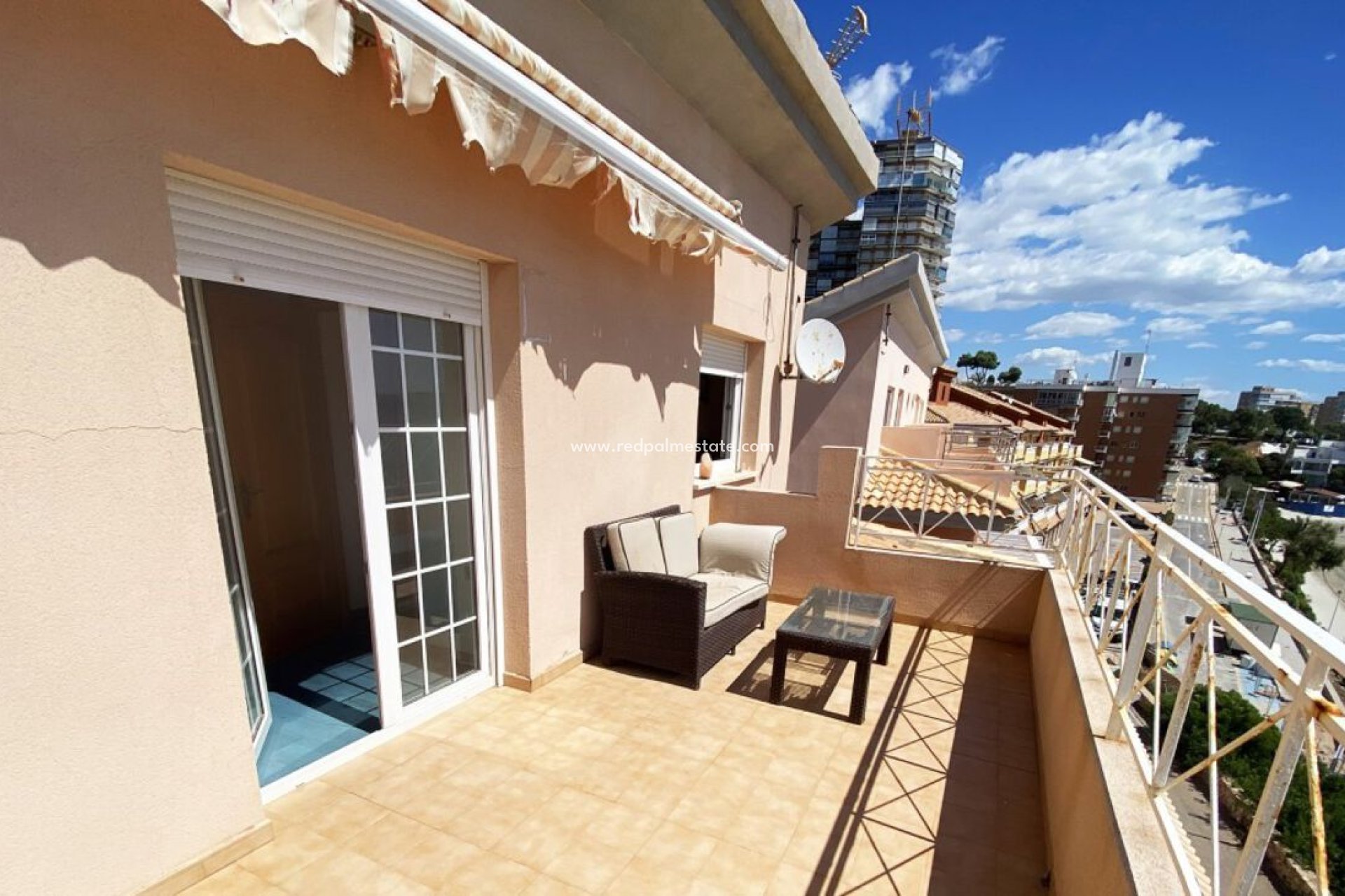 Återförsäljning - Villa -
Orihuela Costa - Campoamor