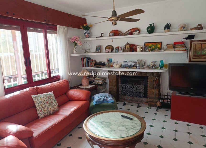 Återförsäljning - Villa -
Orihuela Costa - Campoamor