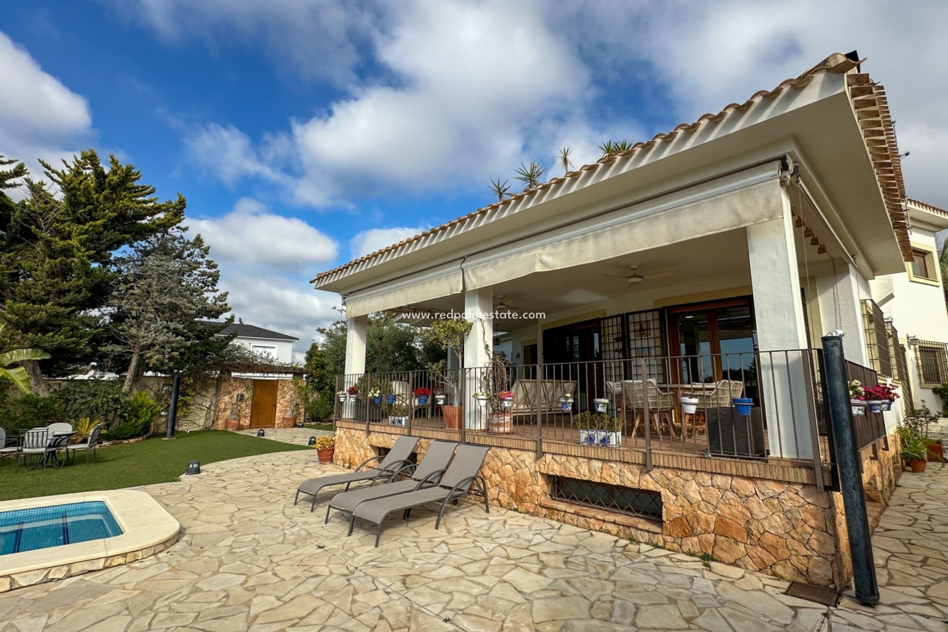 Återförsäljning - Villa -
Orihuela Costa - Campoamor