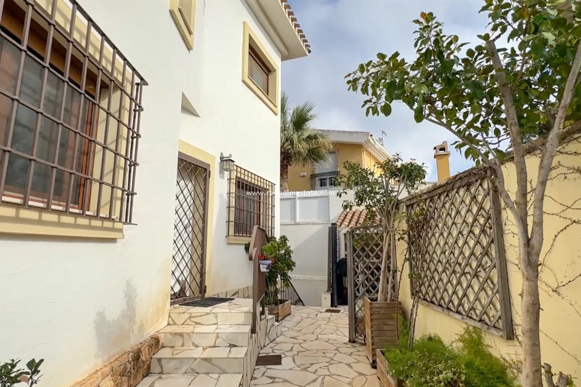 Återförsäljning - Villa -
Orihuela Costa - Campoamor