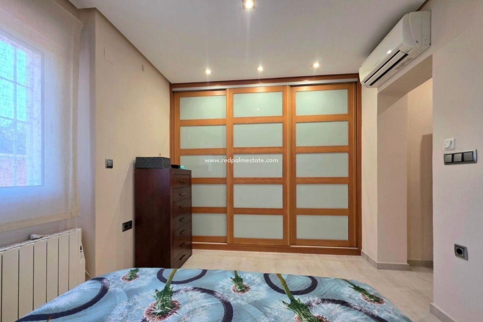Återförsäljning - Villa -
Orihuela Costa - Campoamor