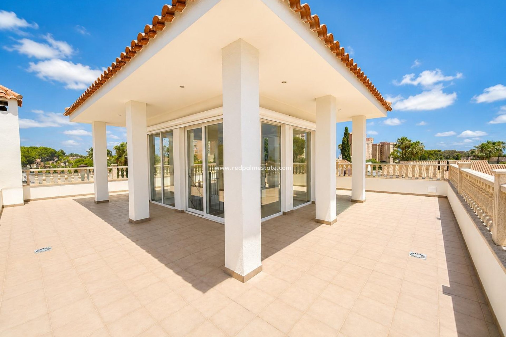 Återförsäljning - Villa -
Orihuela Costa - Campoamor