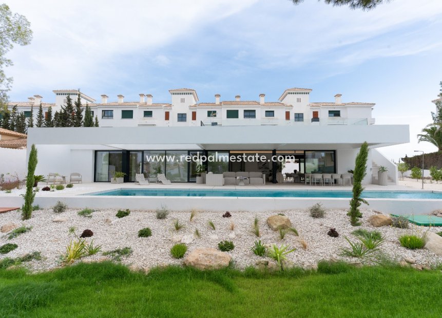 Återförsäljning - Villa -
Orihuela Costa - Costa Blanca