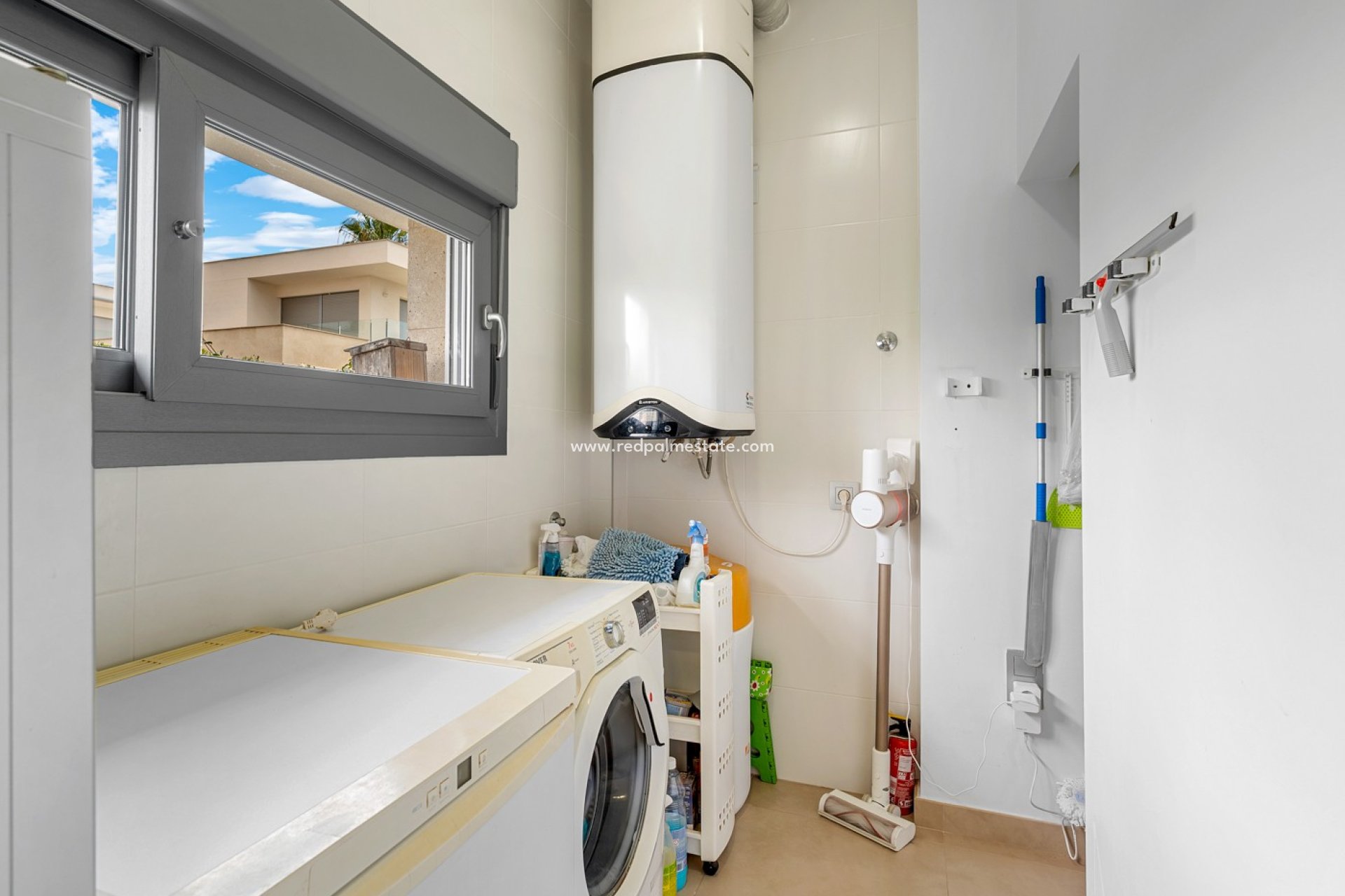 Återförsäljning - Villa -
Orihuela Costa - Costa Blanca