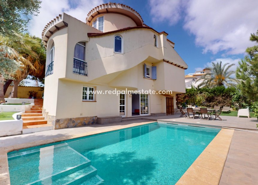 Återförsäljning - Villa -
Orihuela Costa - Costa Blanca