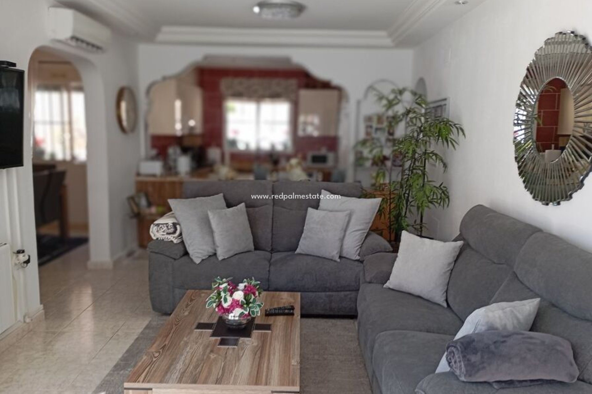 Återförsäljning - Villa -
Orihuela Costa - Costa Blanca