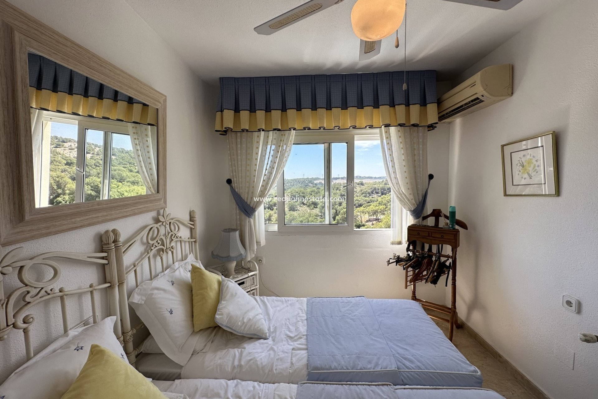 Återförsäljning - Villa -
Orihuela Costa - Costa Blanca