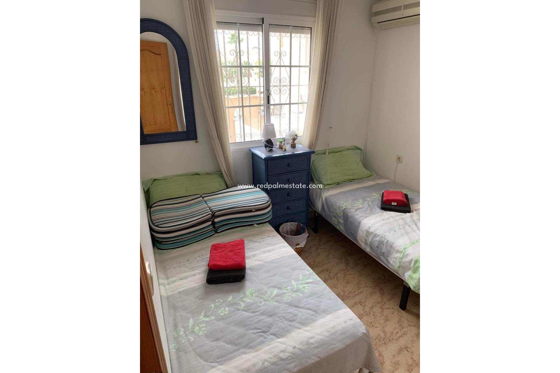 Återförsäljning - Villa -
Orihuela Costa - Costa Blanca