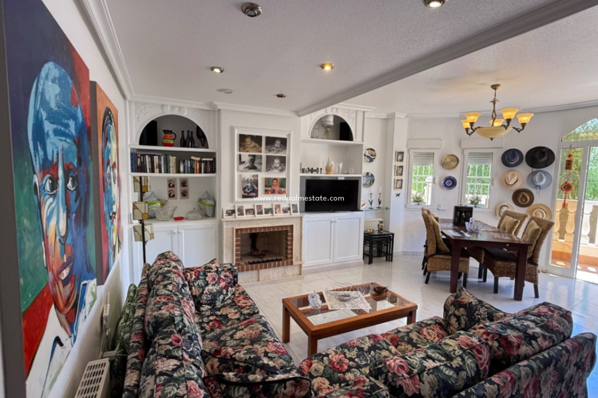 Återförsäljning - Villa -
Orihuela Costa - Costa Blanca