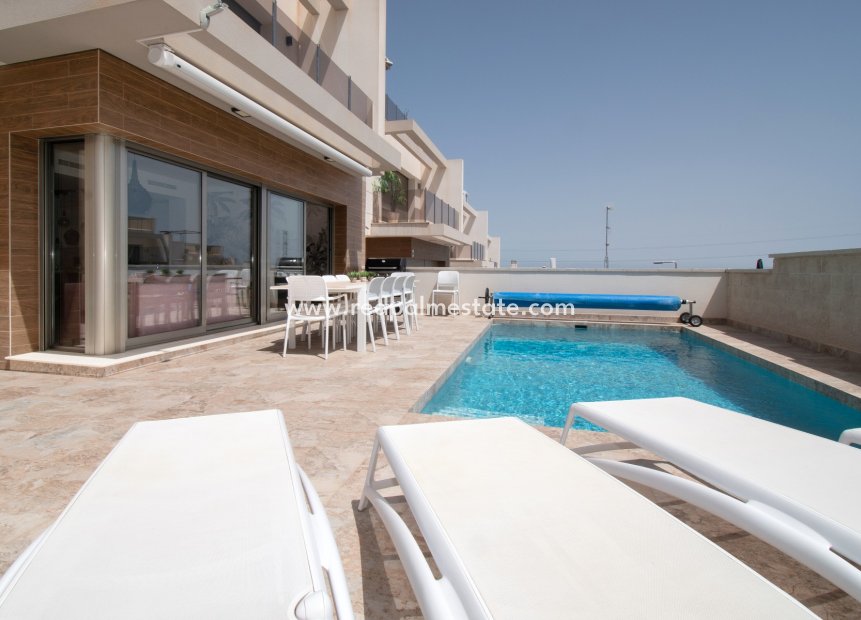 Återförsäljning - Villa -
Orihuela Costa - Costa Blanca