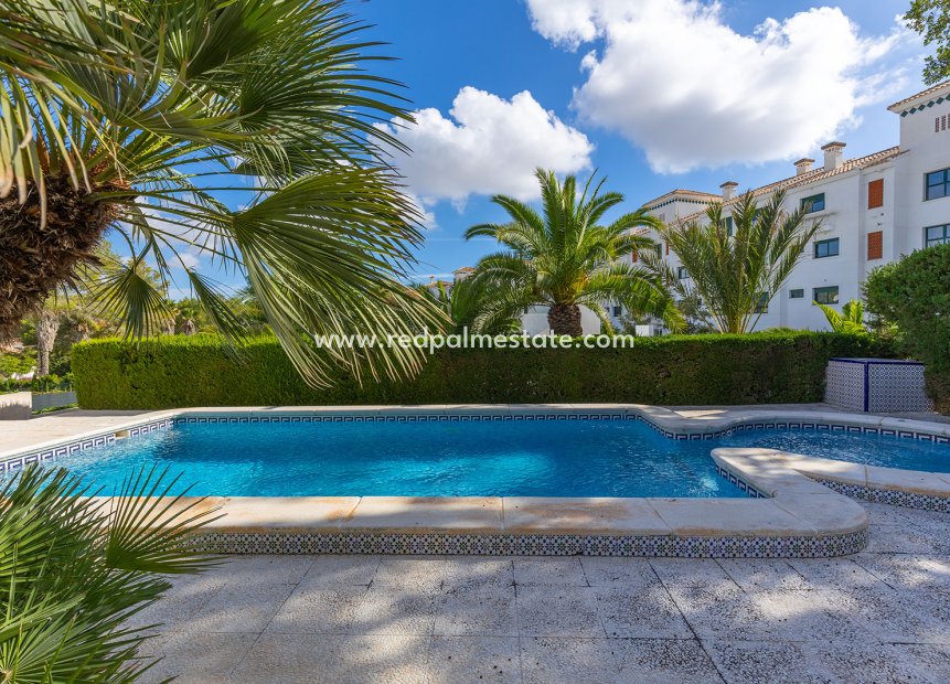 Återförsäljning - Villa -
Orihuela Costa - Costa Blanca