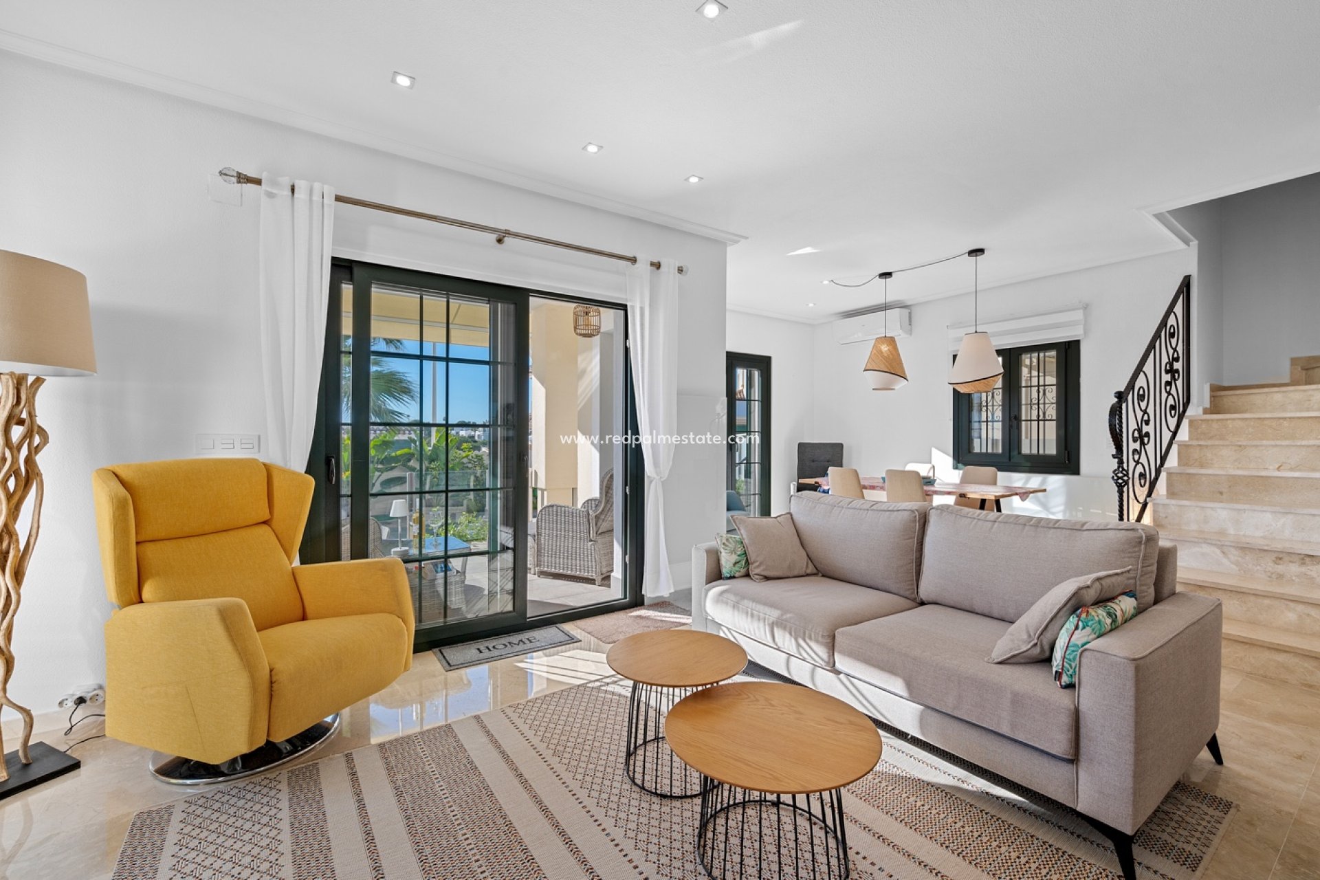 Återförsäljning - Villa -
Orihuela Costa - Costa Blanca