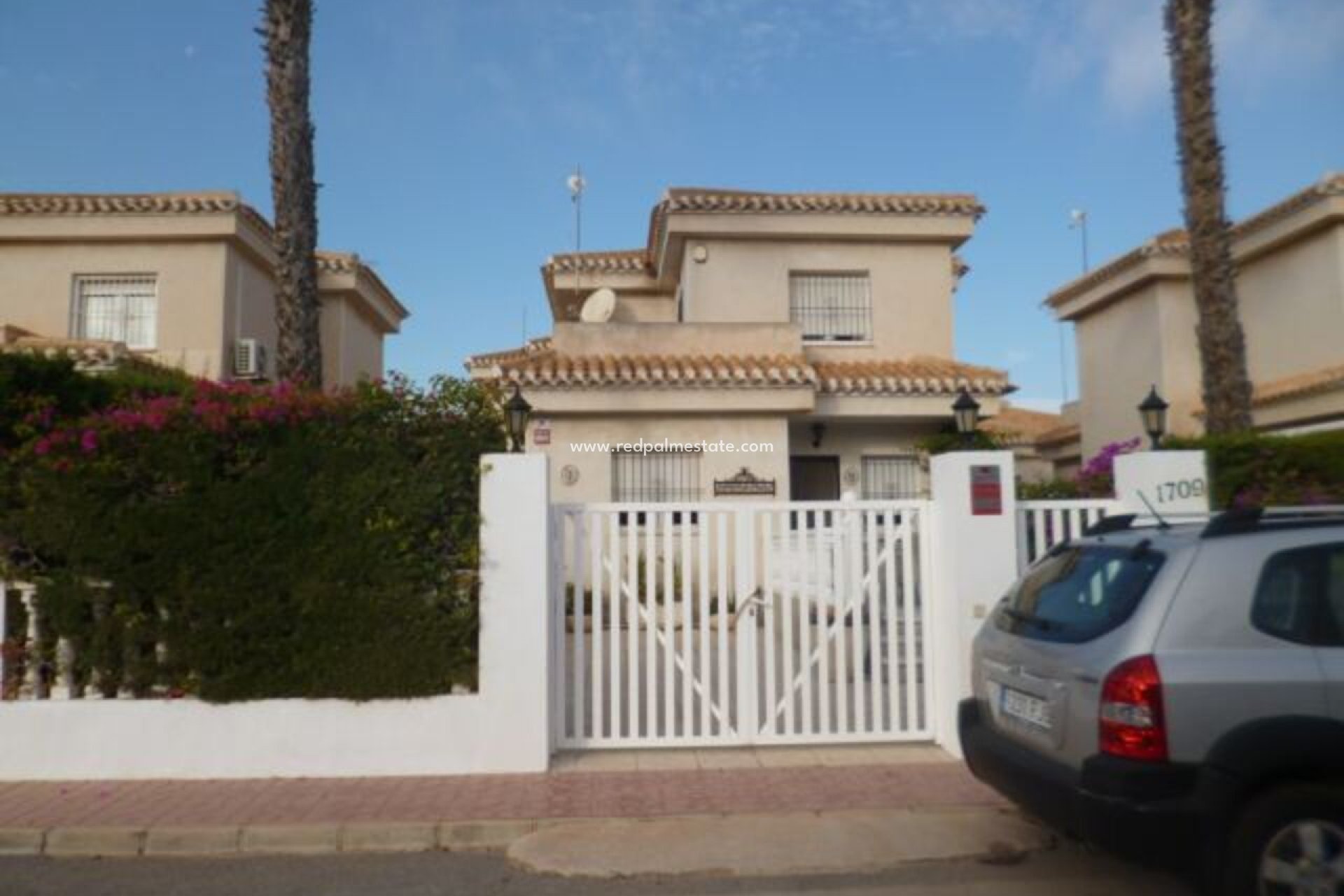 Återförsäljning - Villa -
Orihuela Costa - Costa Blanca