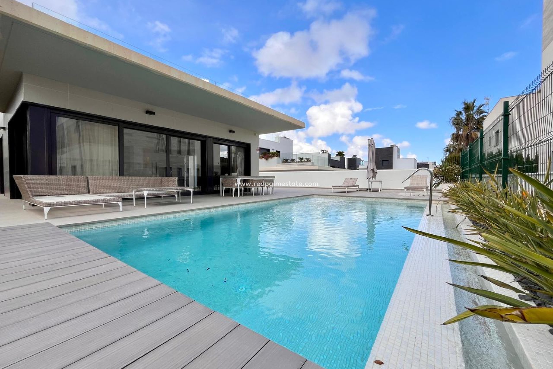 Återförsäljning - Villa -
Orihuela Costa - Dehesa de campoamor