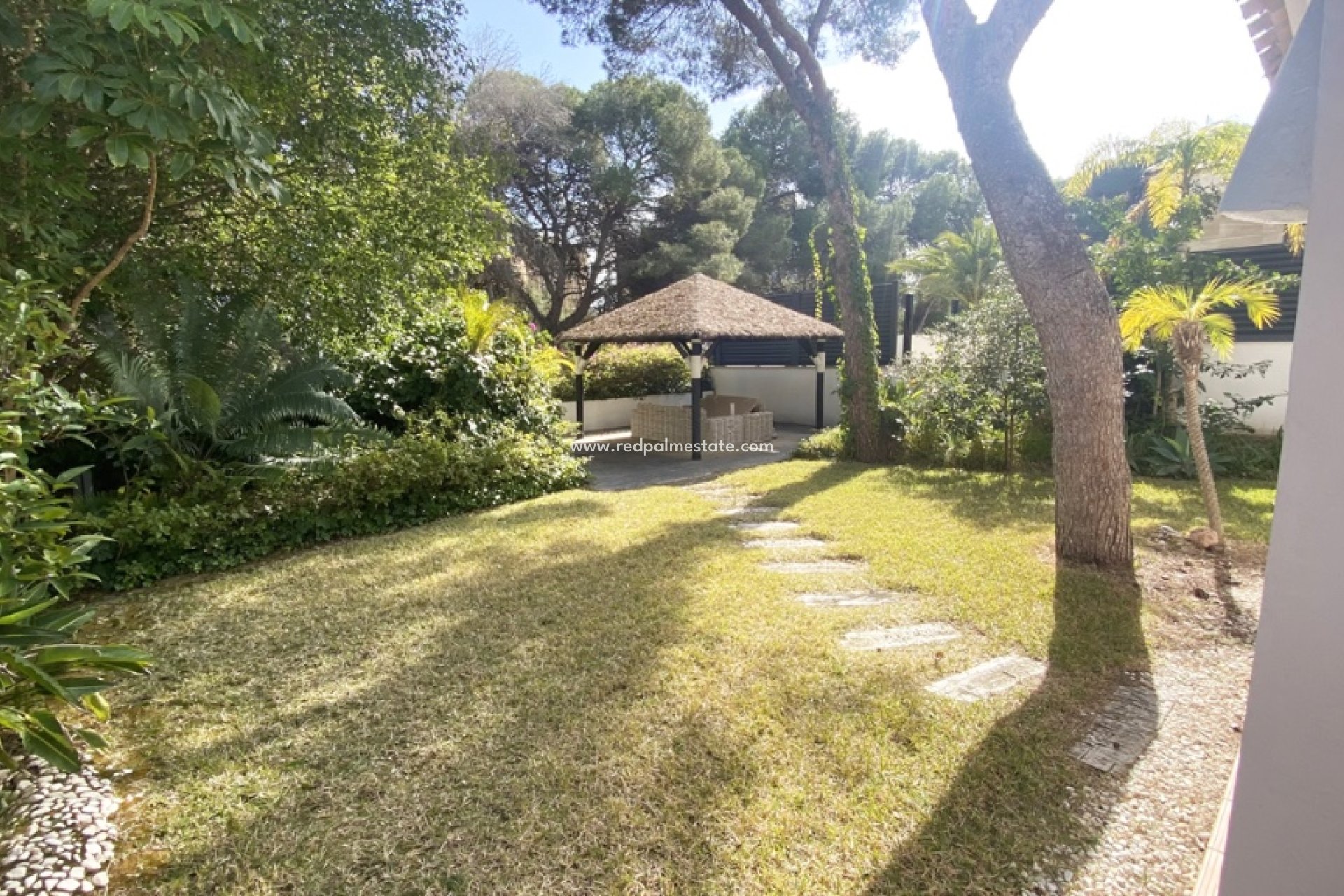 Återförsäljning - Villa -
Orihuela Costa - Dehesa de campoamor
