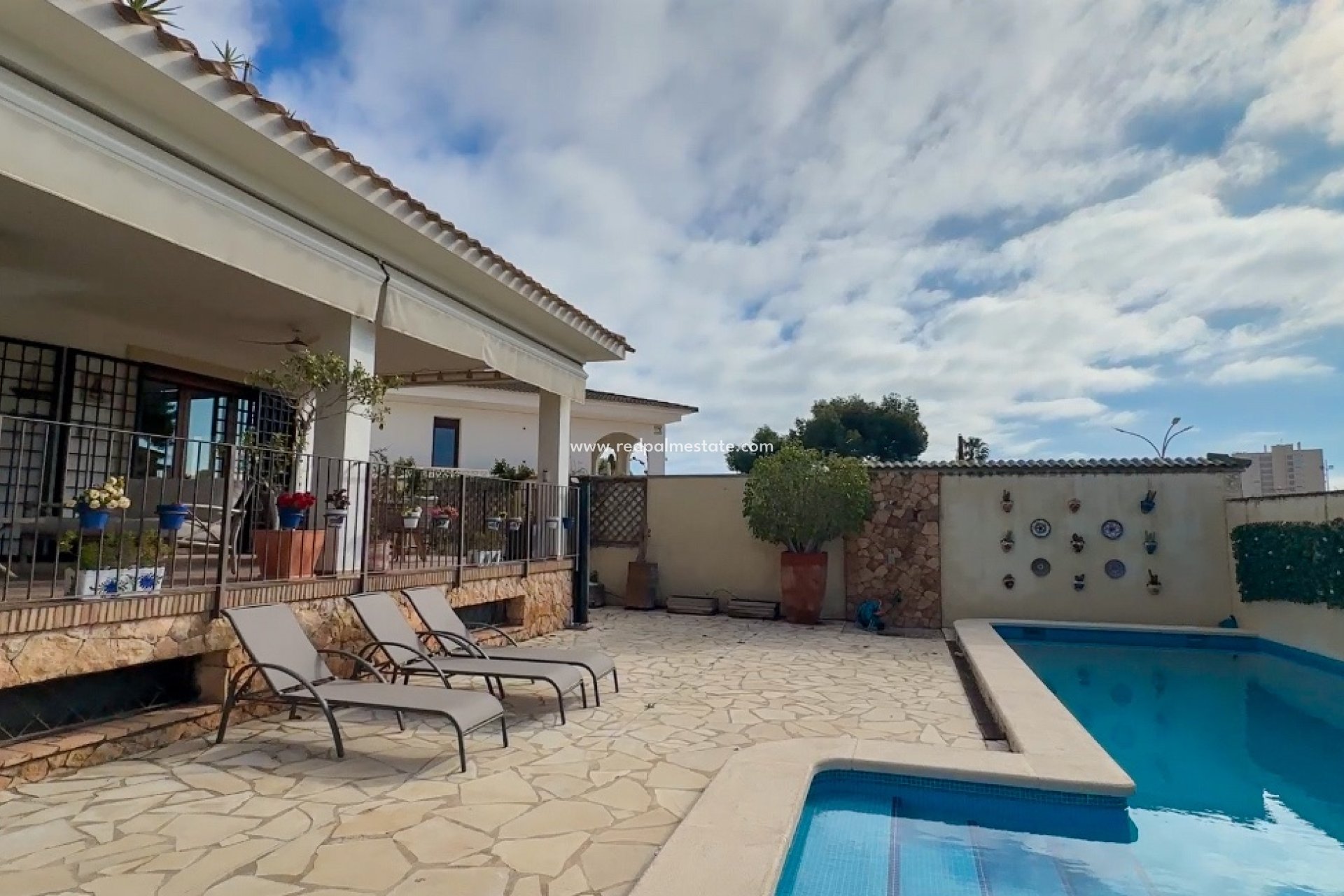 Återförsäljning - Villa -
Orihuela Costa - Dehesa de campoamor