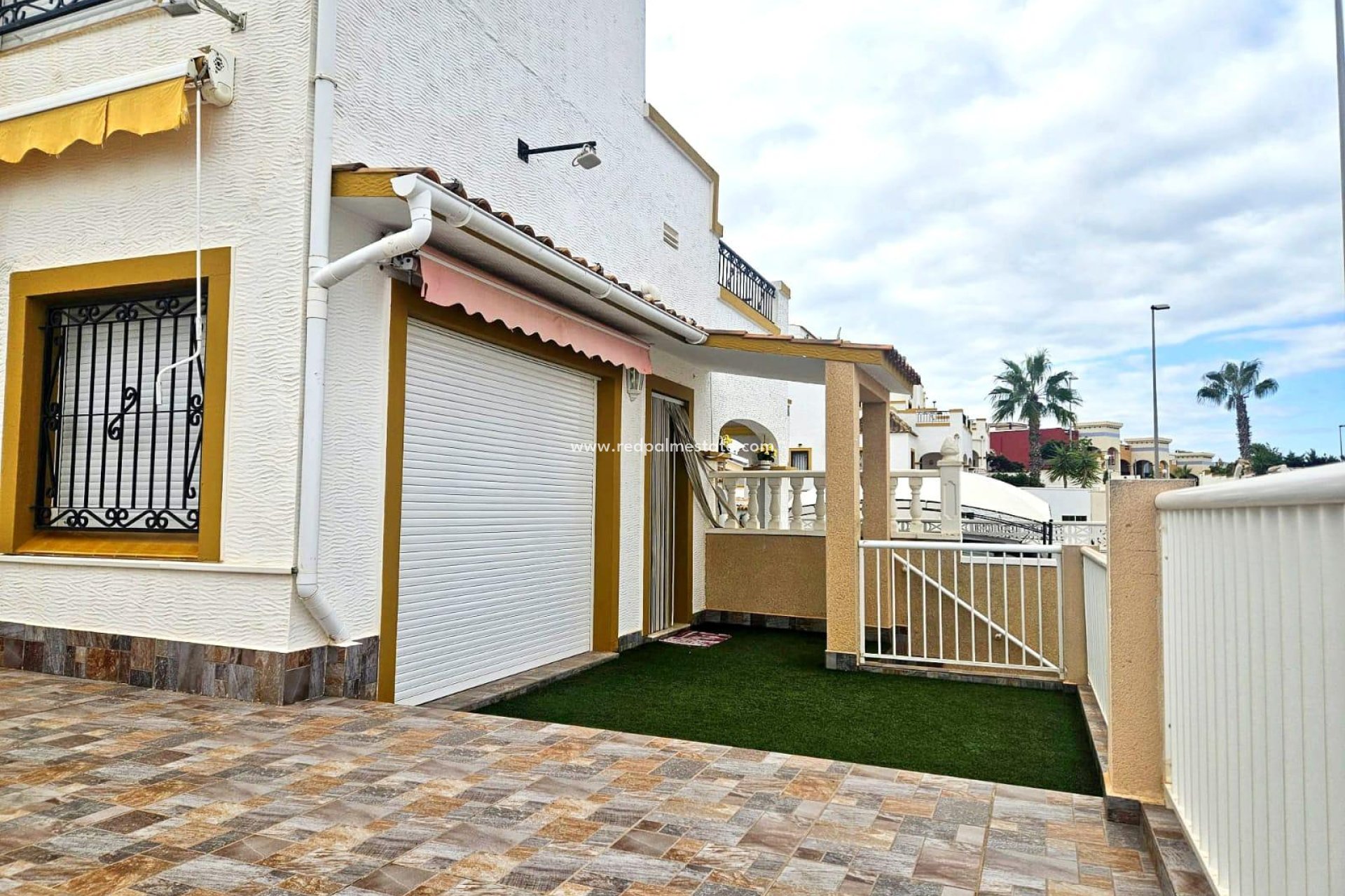 Återförsäljning - Villa -
Orihuela Costa - dream hills