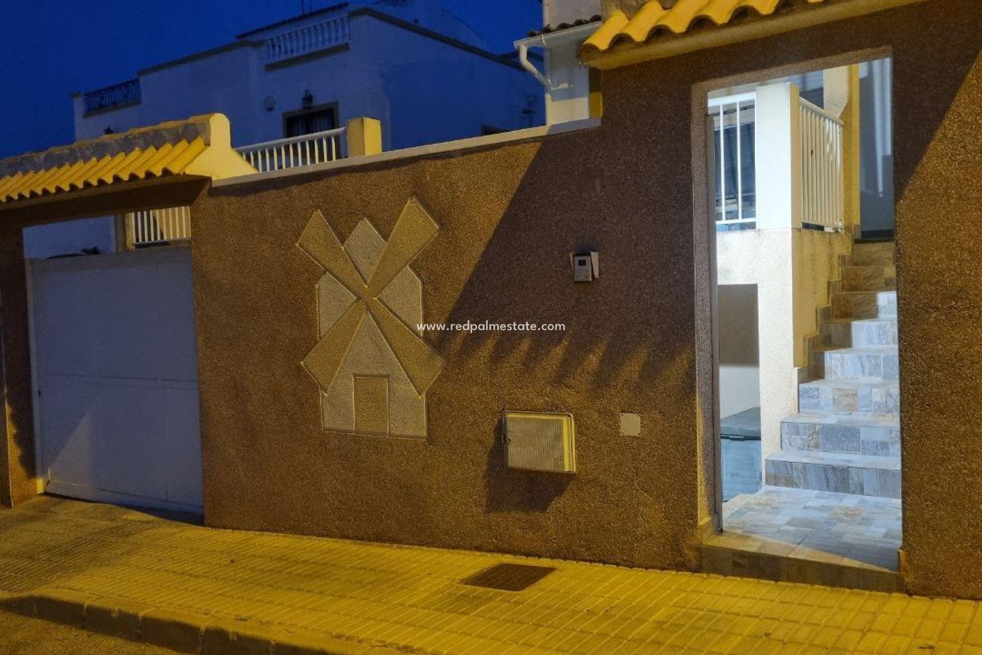 Återförsäljning - Villa -
Orihuela Costa - dream hills