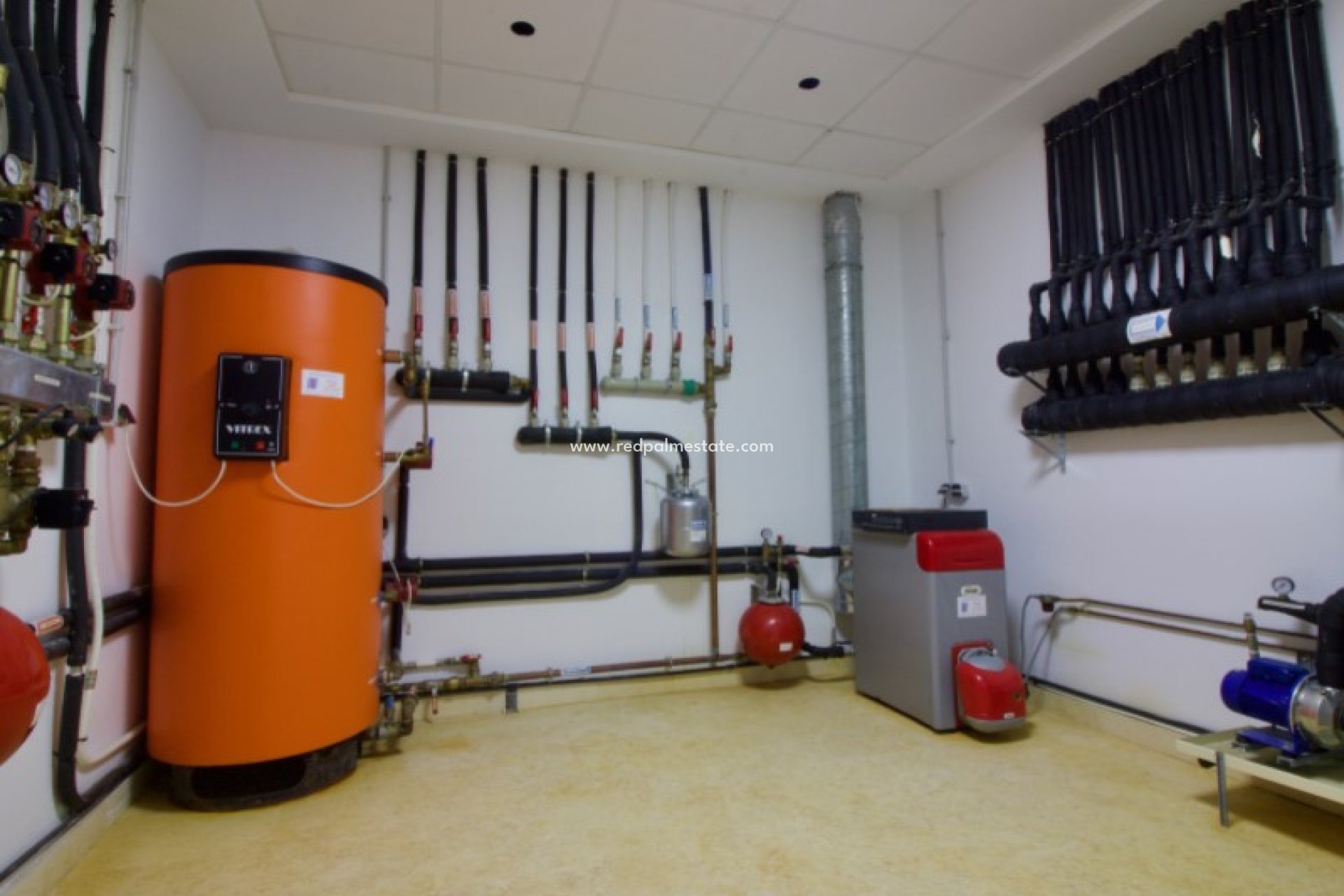 Återförsäljning - Villa -
Orihuela Costa - Inland