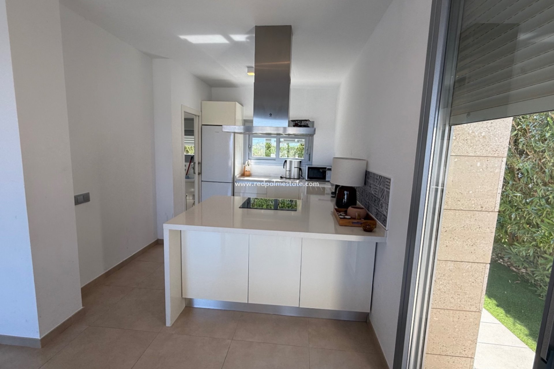 Återförsäljning - Villa -
Orihuela Costa - Inland