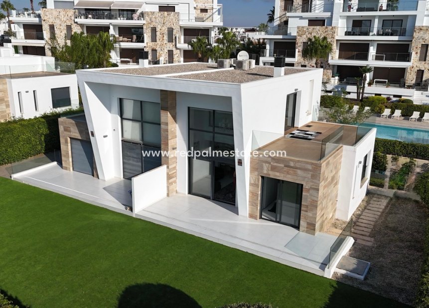 Återförsäljning - Villa -
Orihuela Costa - Inland