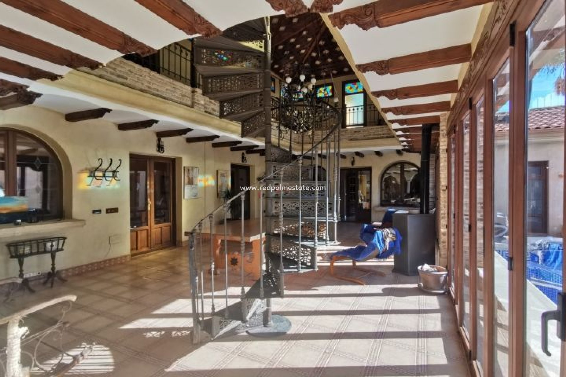 Återförsäljning - Villa -
Orihuela Costa - Inland