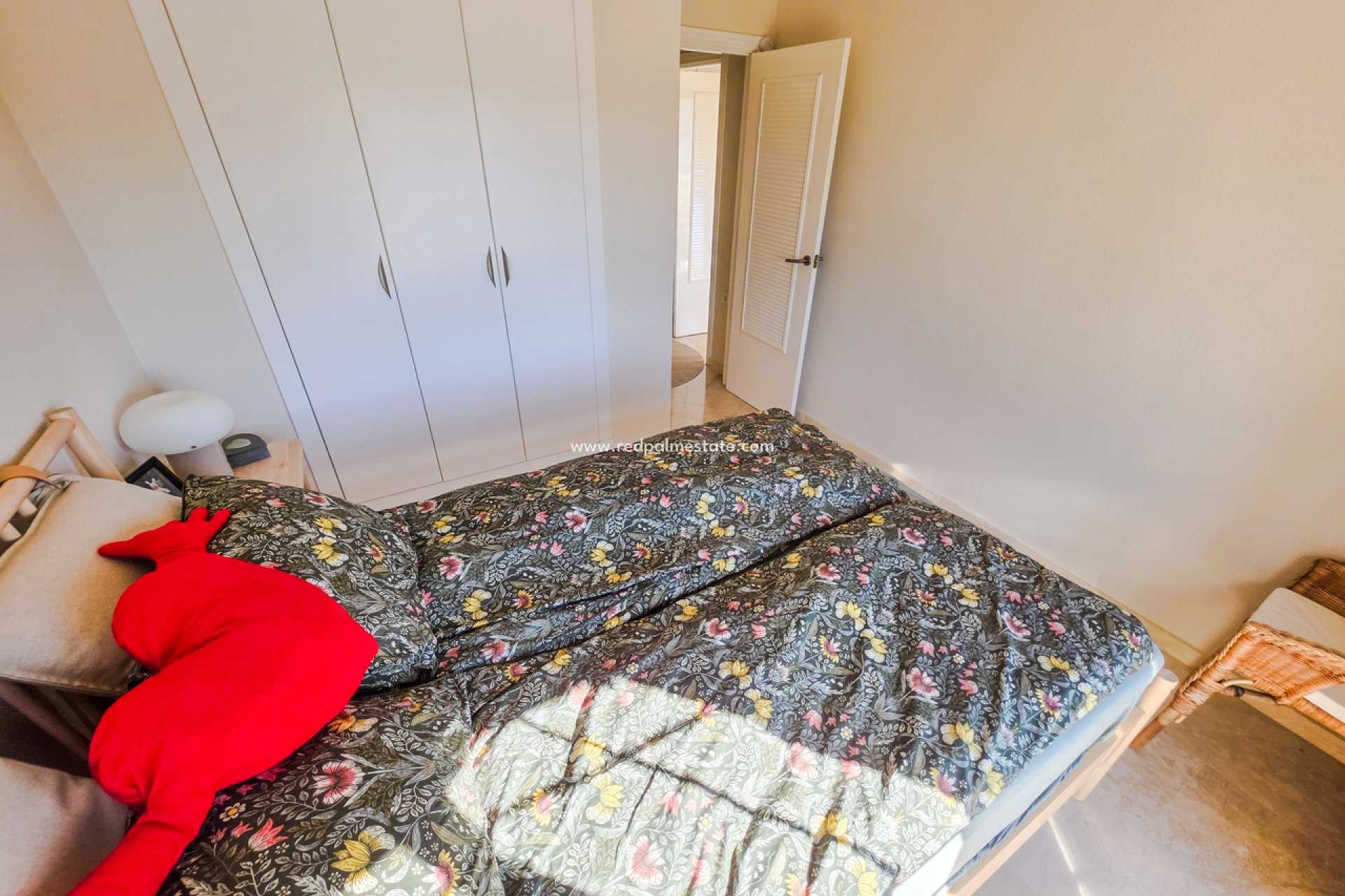 Återförsäljning - Villa -
Orihuela Costa - Inland