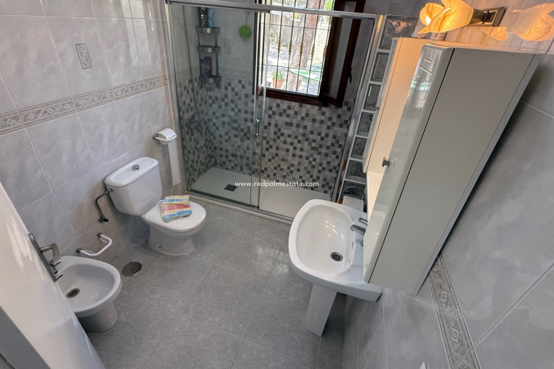 Återförsäljning - Villa -
Orihuela Costa - Inland