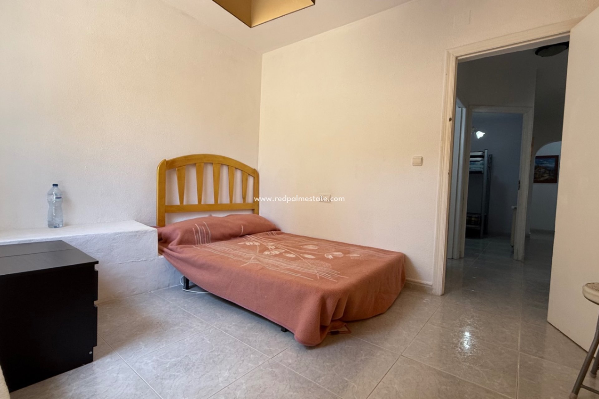 Återförsäljning - Villa -
Orihuela Costa - Inland