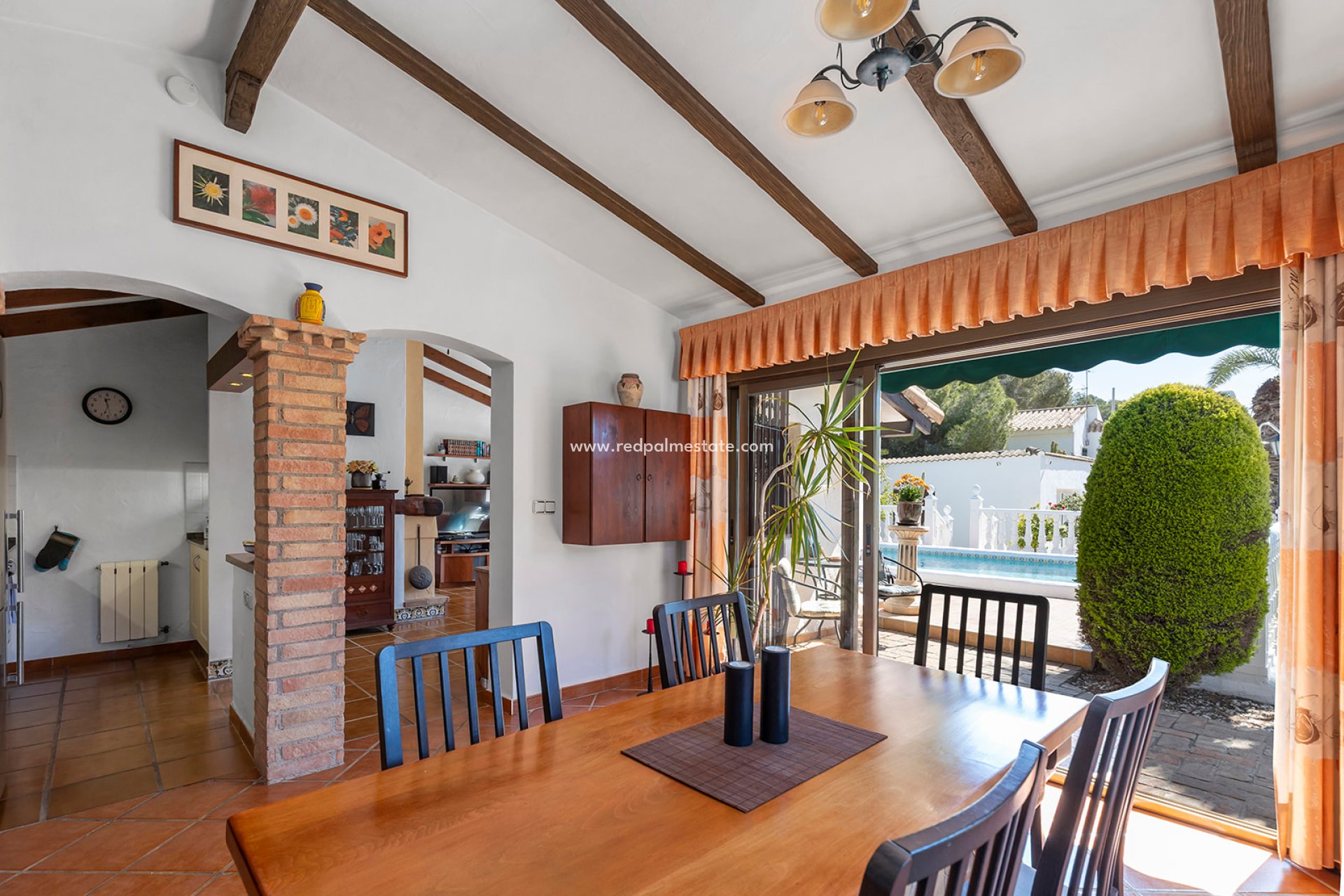 Återförsäljning - Villa -
Orihuela Costa - Inland