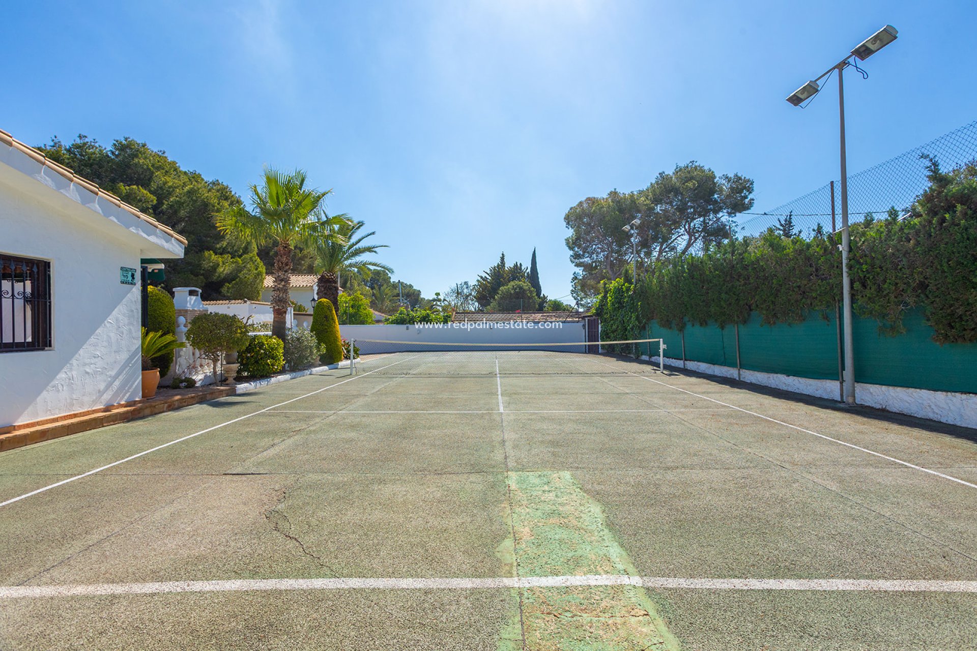 Återförsäljning - Villa -
Orihuela Costa - Inland