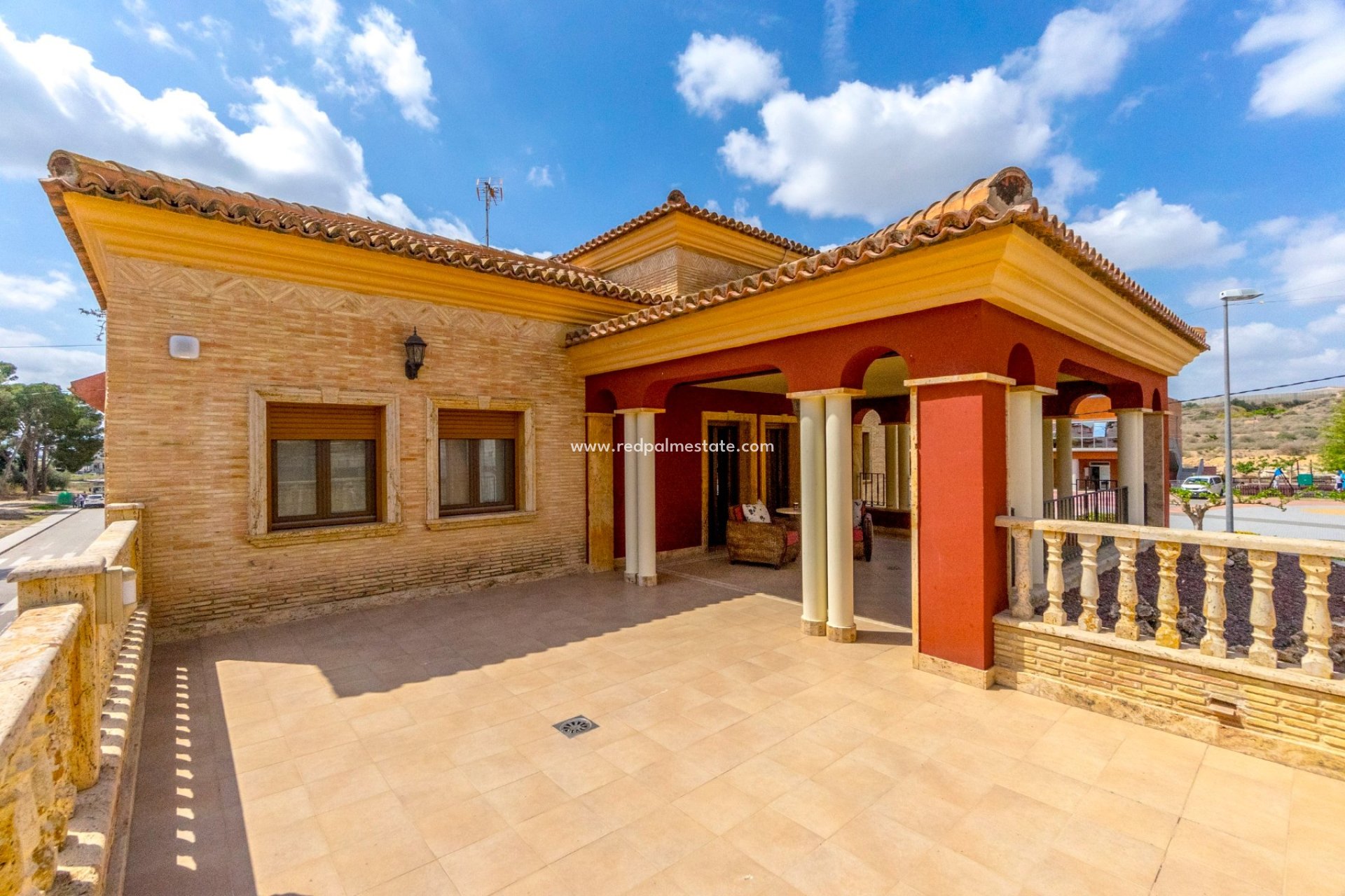 Återförsäljning - Villa -
Orihuela Costa - La Aparecida