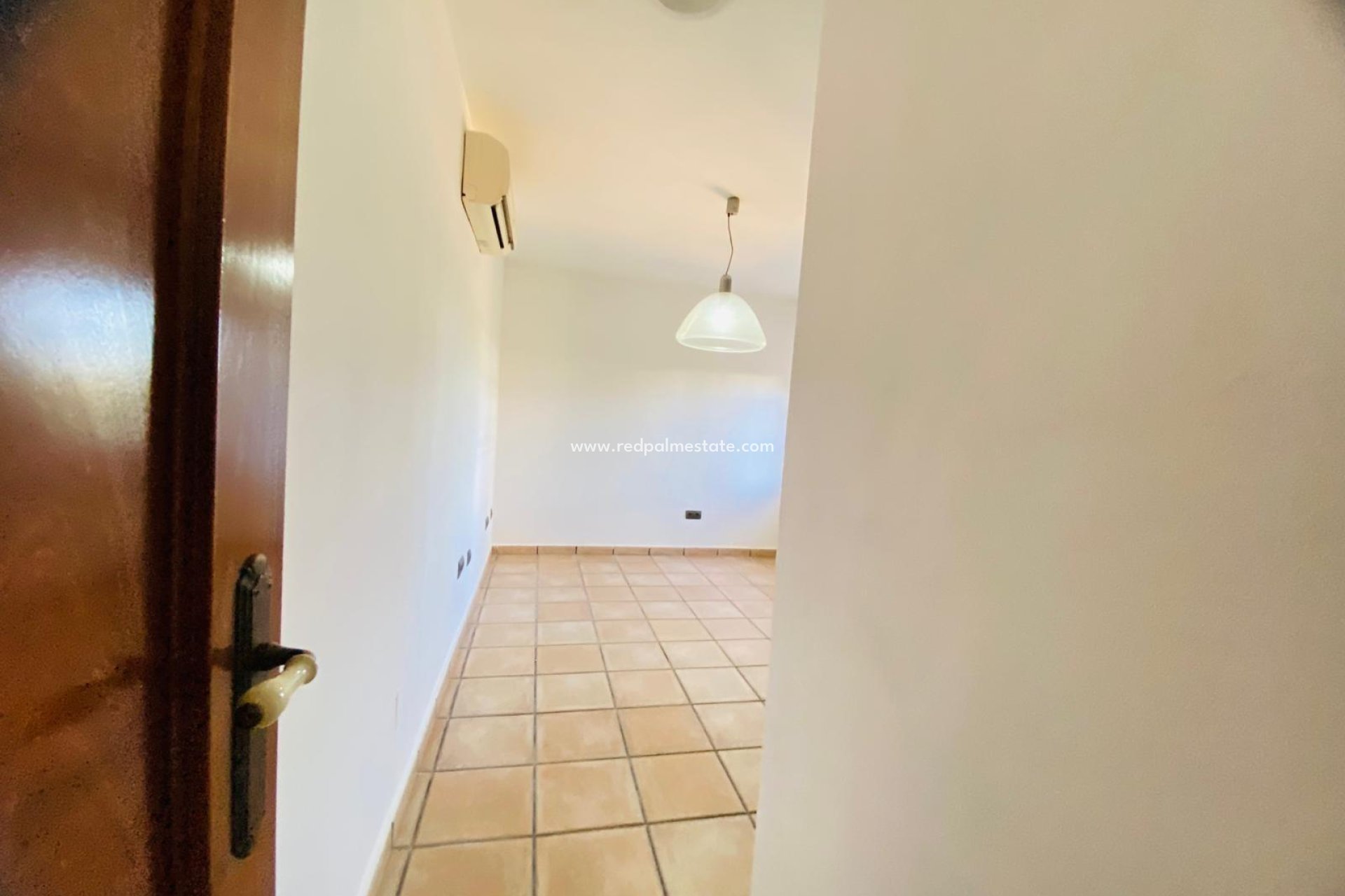 Återförsäljning - Villa -
Orihuela Costa - La Florida