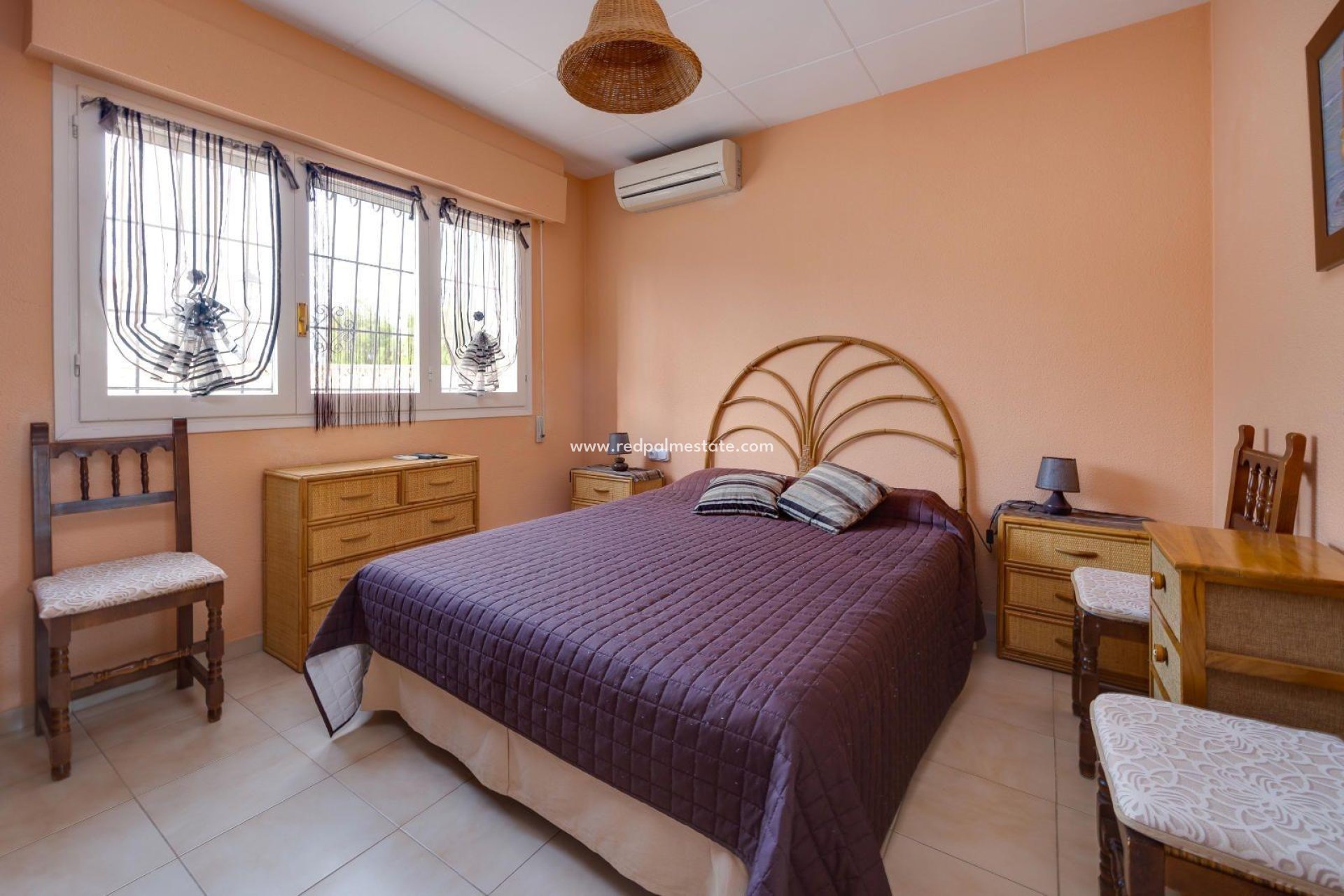 Återförsäljning - Villa -
Orihuela Costa - La Florida