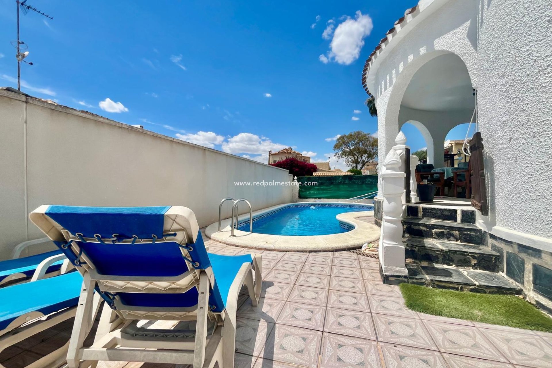 Återförsäljning - Villa -
Orihuela Costa - La Florida