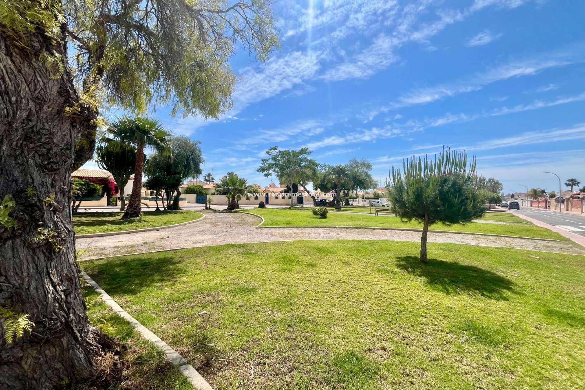 Återförsäljning - Villa -
Orihuela Costa - La Florida