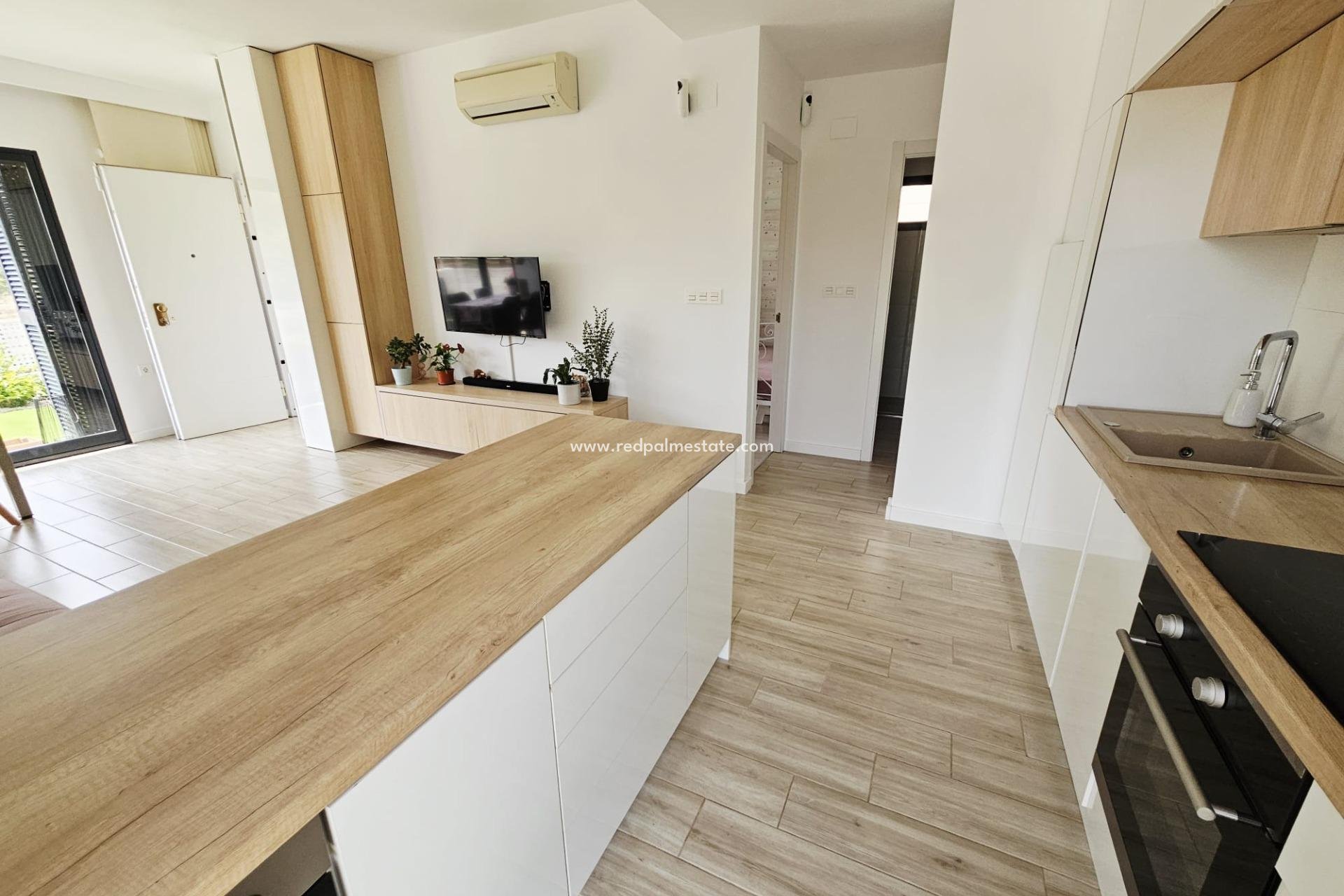 Återförsäljning - Villa -
Orihuela Costa - La Regia