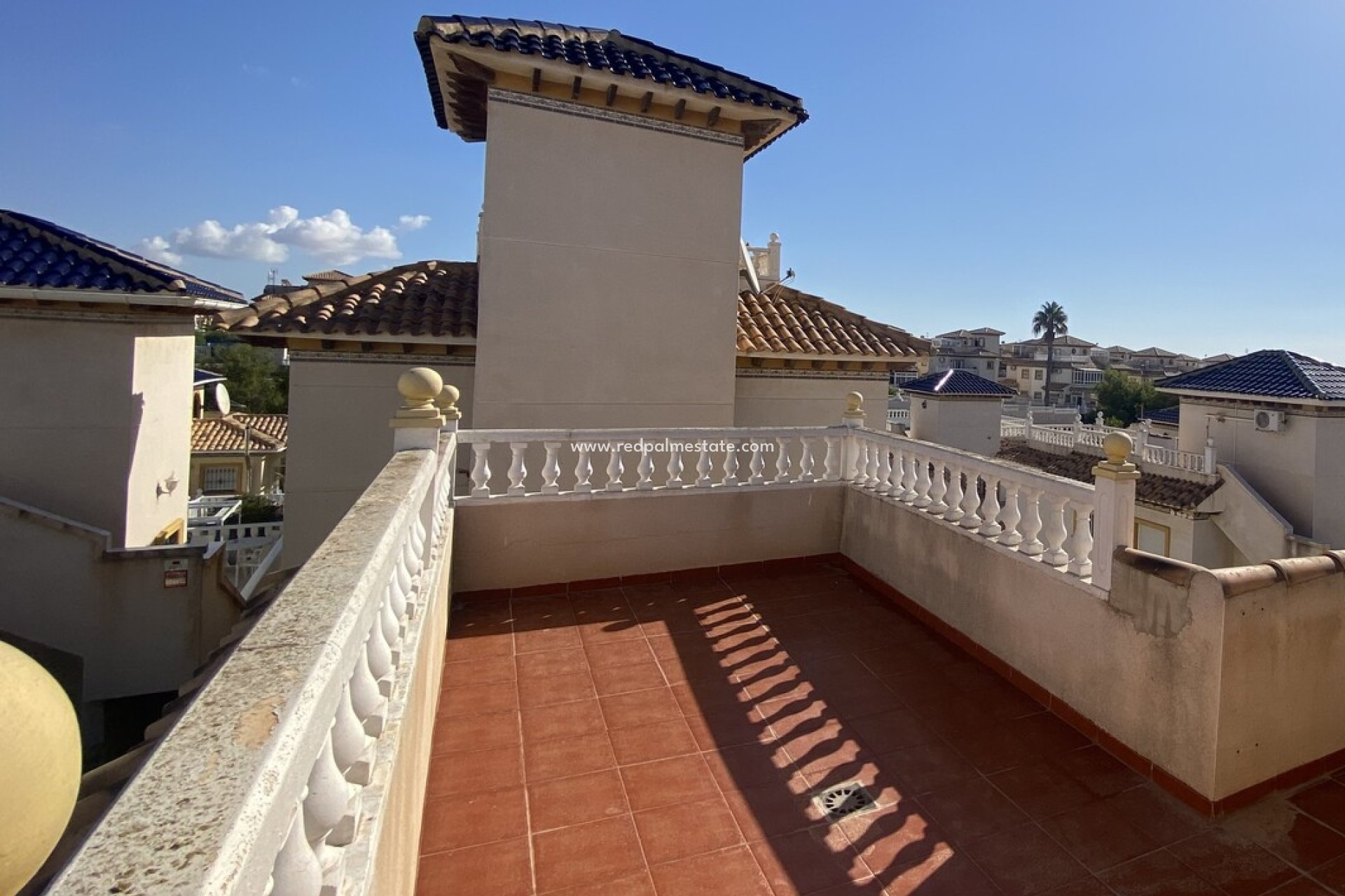 Återförsäljning - Villa -
Orihuela Costa - La Zenia