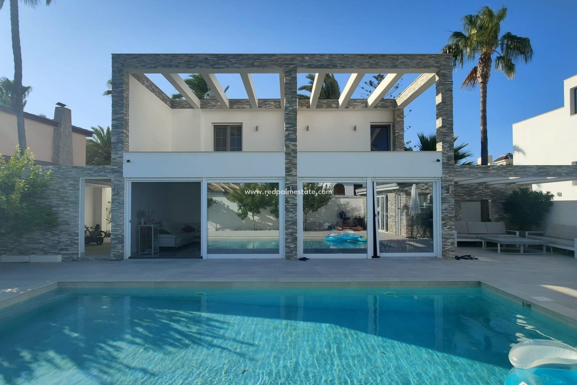 Återförsäljning - Villa -
Orihuela Costa - La Zenia