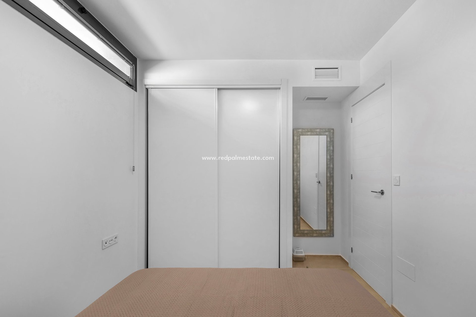 Återförsäljning - Villa -
Orihuela Costa - La Zenia