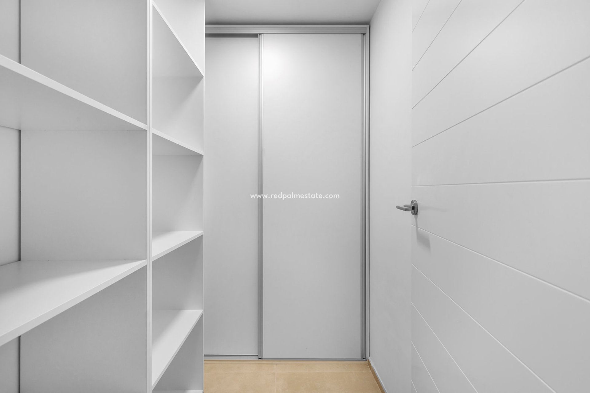 Återförsäljning - Villa -
Orihuela Costa - La Zenia