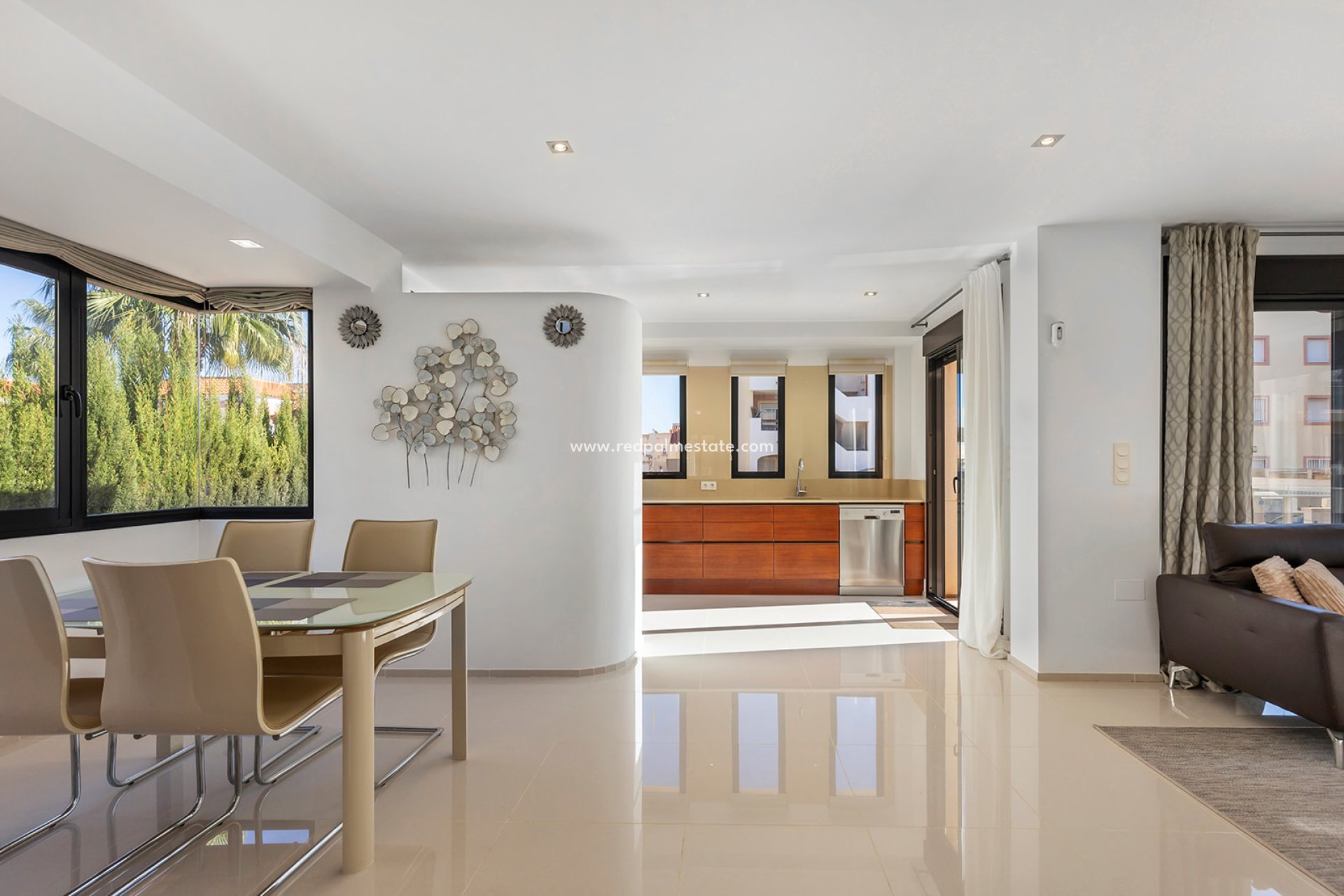 Återförsäljning - Villa -
Orihuela Costa - La Zenia