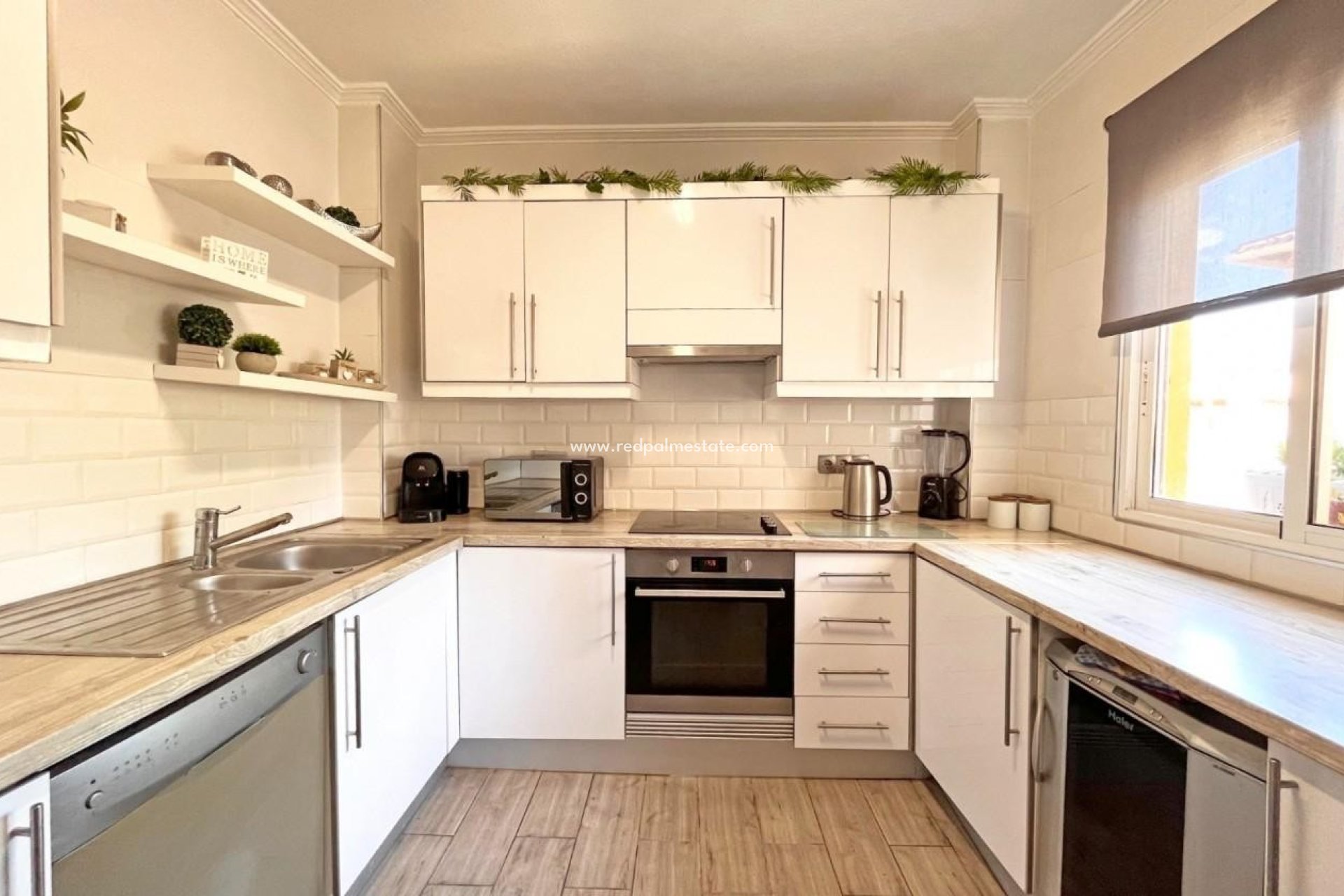 Återförsäljning - Villa -
Orihuela Costa - La Zenia