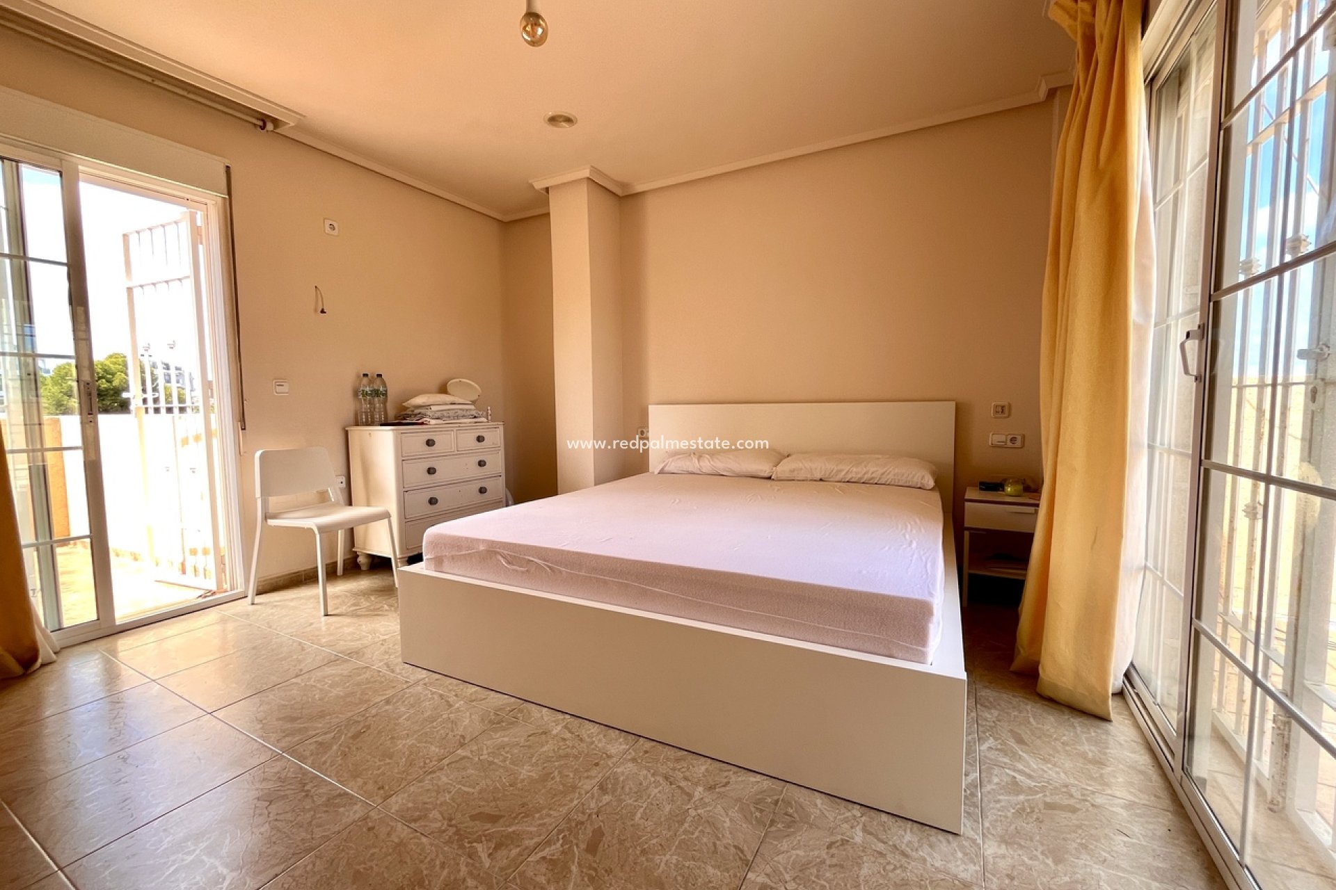 Återförsäljning - Villa -
Orihuela Costa - La Zenia