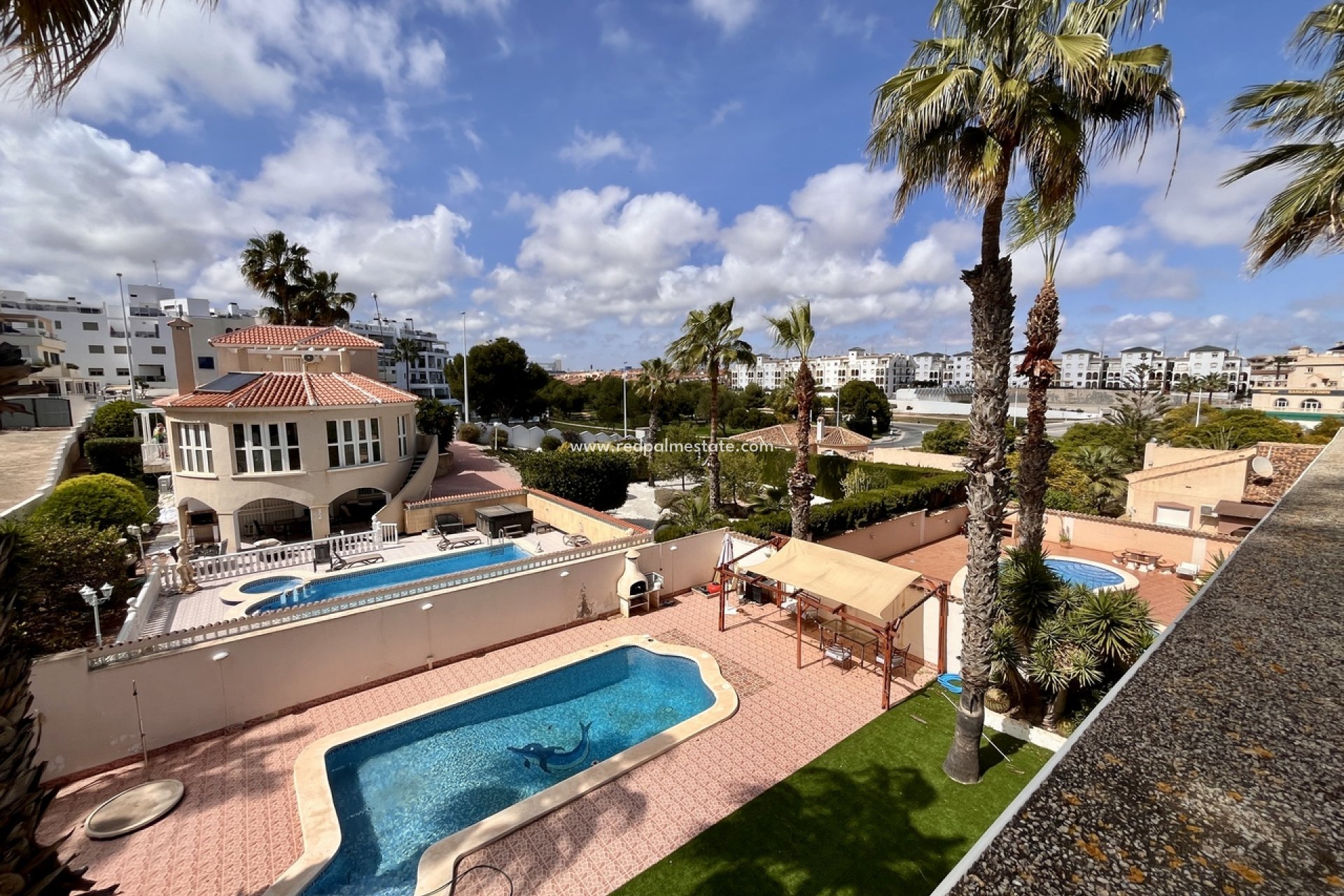 Återförsäljning - Villa -
Orihuela Costa - La Zenia